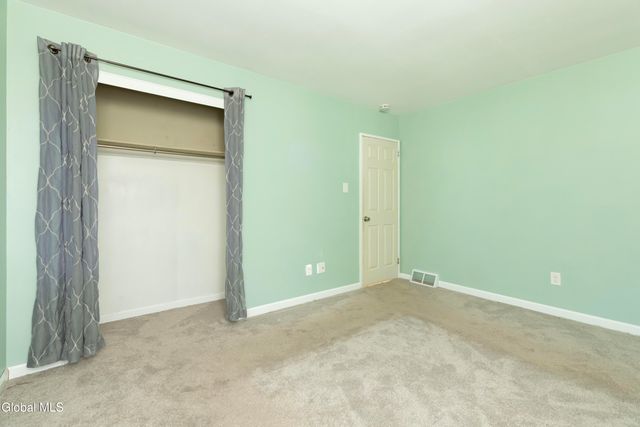 13 Dover Drive, Colonie, NY 12110