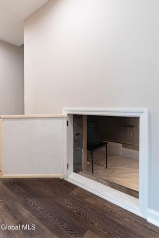 13 Dover Drive, Colonie, NY 12110