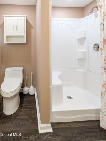 13 Dover Drive, Colonie, NY 12110