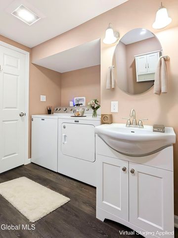 13 Dover Drive, Colonie, NY 12110