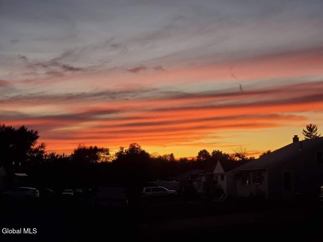 13 Dover Drive, Colonie, NY 12110