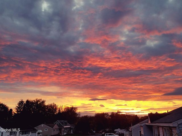 13 Dover Drive, Colonie, NY 12110