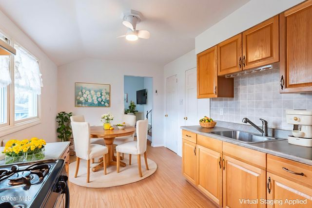 13 Dover Drive, Colonie, NY 12110