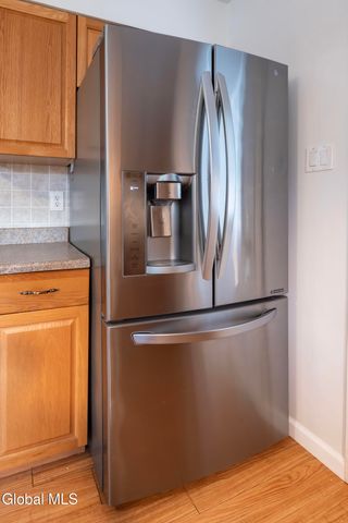 13 Dover Drive, Colonie, NY 12110