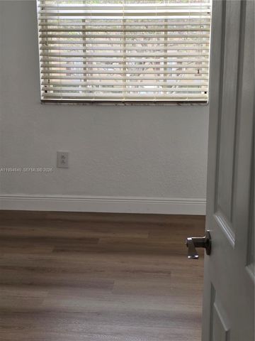 1575 NE 33rd Ave 104-9, Homestead, FL 33033