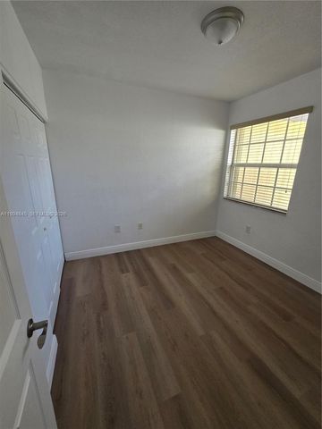 1575 NE 33rd Ave 104-9, Homestead, FL 33033