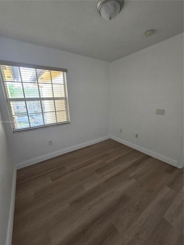 1575 NE 33rd Ave 104-9, Homestead, FL 33033