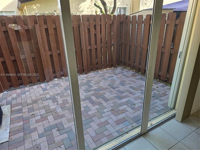 1575 NE 33rd Ave 104-9, Homestead, FL 33033