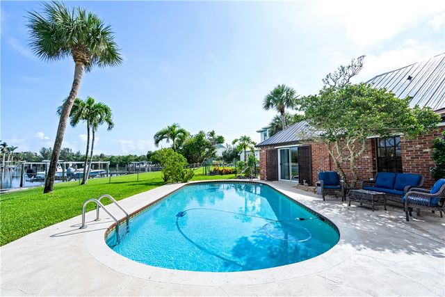 635 Live Oak Road, Vero Beach, FL 32963