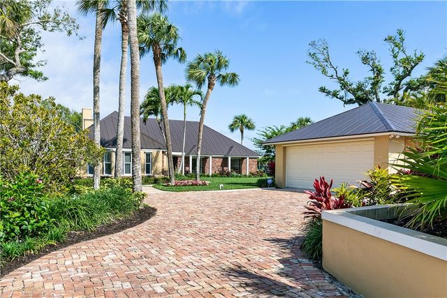 635 Live Oak Road, Vero Beach, FL 32963