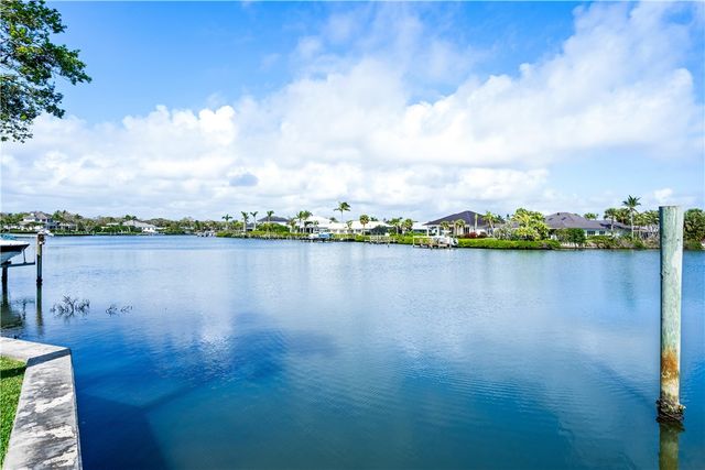 635 Live Oak Road, Vero Beach, FL 32963