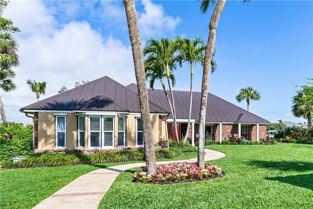 635 Live Oak Road, Vero Beach, FL 32963