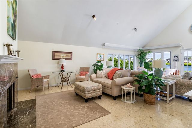 635 Live Oak Road, Vero Beach, FL 32963