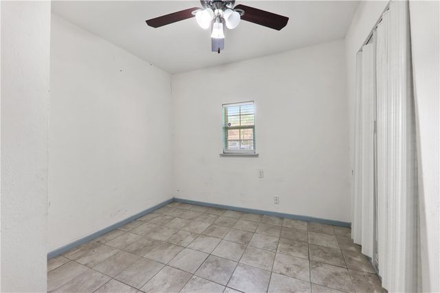 118 Driftwood Dr, Portland, TX 78374