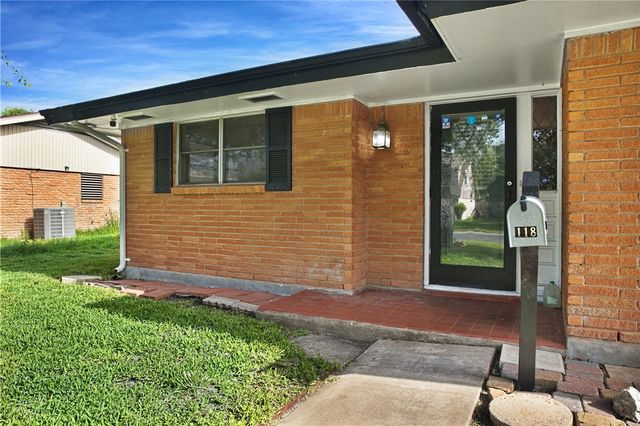118 Driftwood Dr, Portland, TX 78374