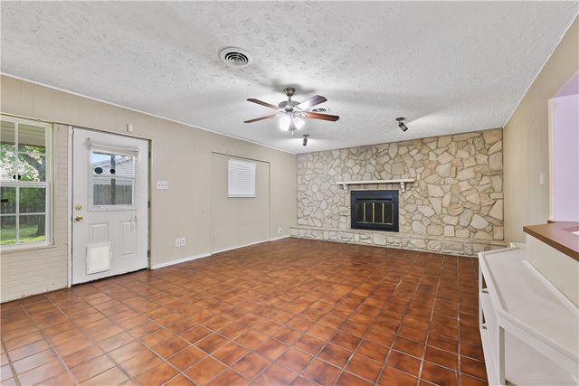 118 Driftwood Dr, Portland, TX 78374