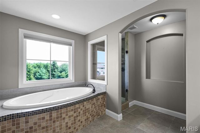 3348 Drysdale Court, Edwardsville, IL 62025