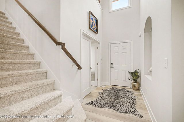 9660 Tobermory Drive, Haslett, MI 48840