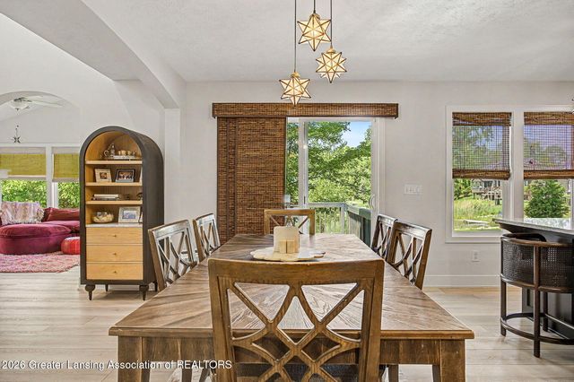 9660 Tobermory Drive, Haslett, MI 48840