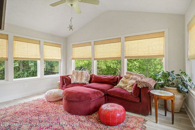 9660 Tobermory Drive, Haslett, MI 48840