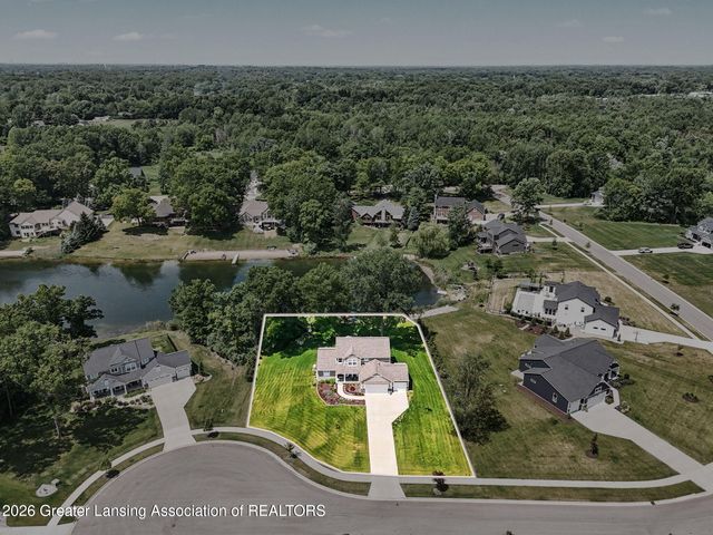 9660 Tobermory Drive, Haslett, MI 48840