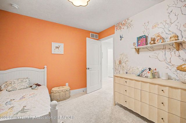 9660 Tobermory Drive, Haslett, MI 48840