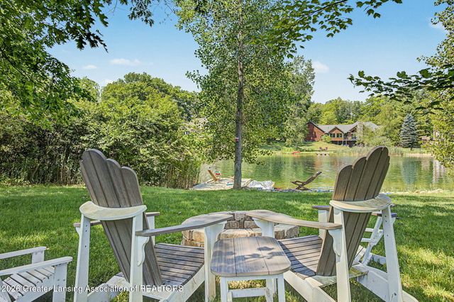 9660 Tobermory Drive, Haslett, MI 48840