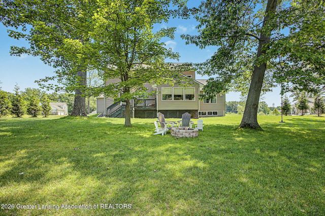 9660 Tobermory Drive, Haslett, MI 48840
