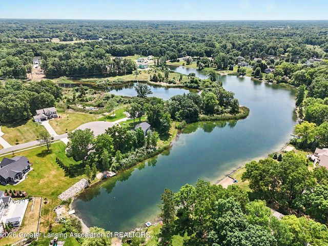 9660 Tobermory Drive, Haslett, MI 48840