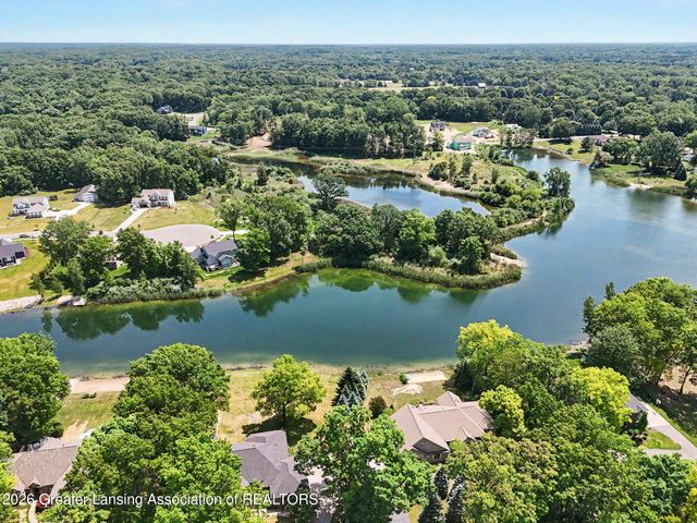9660 Tobermory Drive, Haslett, MI 48840