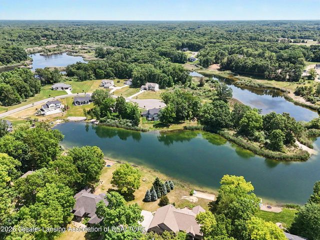 9660 Tobermory Drive, Haslett, MI 48840