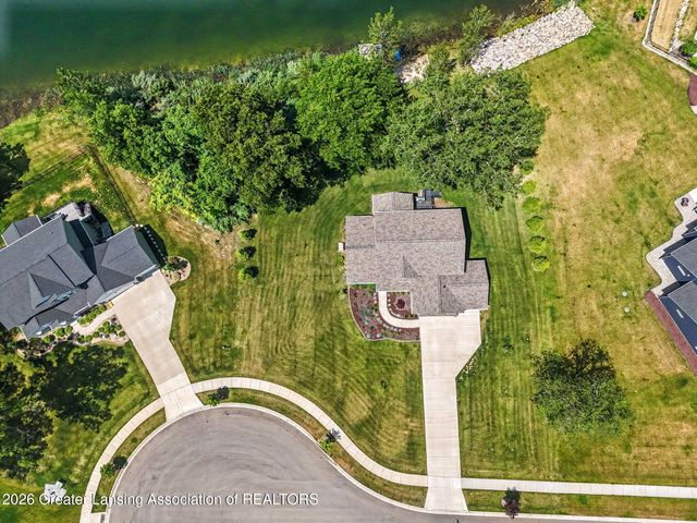 9660 Tobermory Drive, Haslett, MI 48840