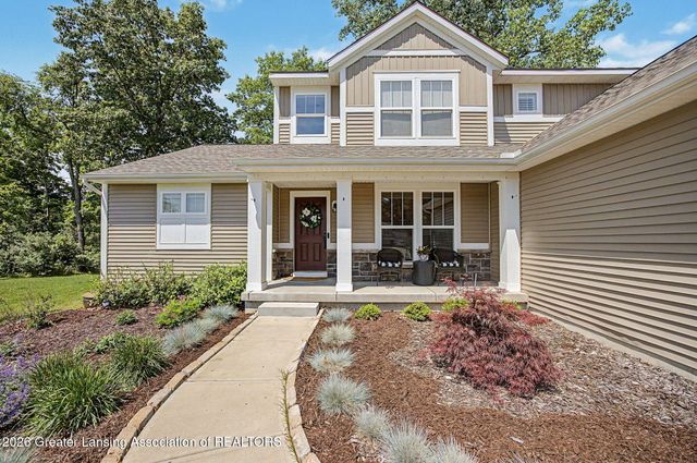 9660 Tobermory Drive, Haslett, MI 48840