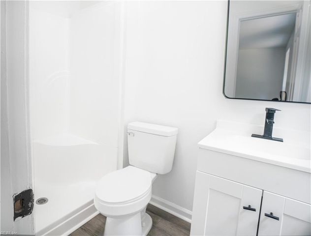 26 Claiborne PL, Newport News, VA 23606