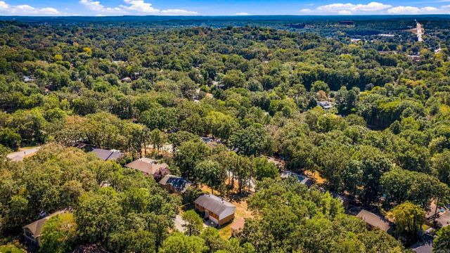 47 Flintwood, Little Rock, AR 72227