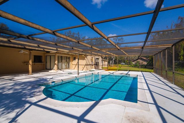 10206 LAKEVIEW DRIVE, New Port Richey, FL 34654