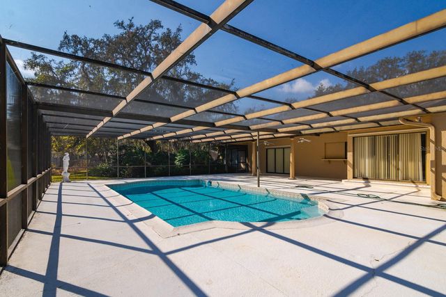 10206 LAKEVIEW DRIVE, New Port Richey, FL 34654