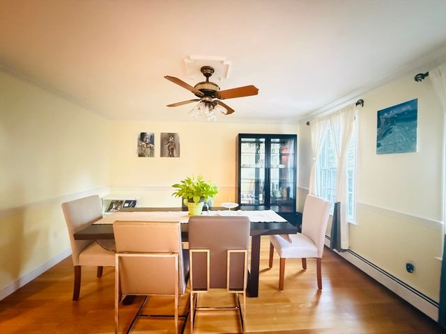 37 Wildon Rd, Wellesley, MA 02482