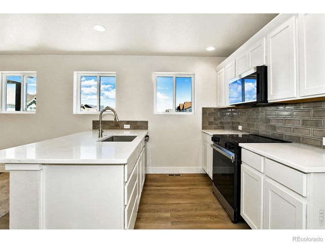 2894 Donatello Street, Loveland, CO 80538