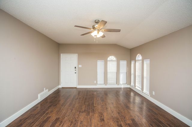 501 N Iola Avenue, Lubbock, TX 79416