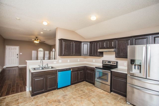 501 N Iola Avenue, Lubbock, TX 79416