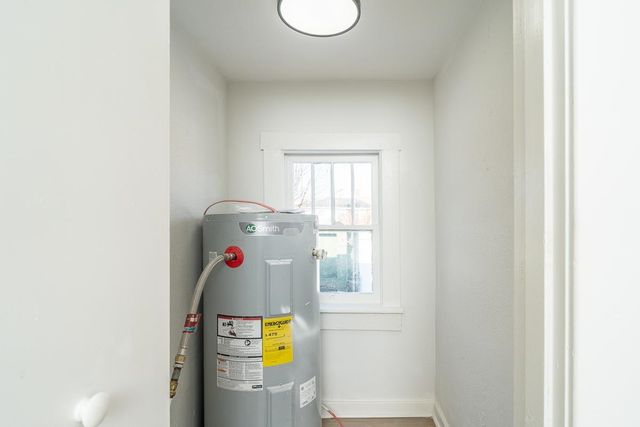 513 N BATH AVE, Waynesboro, VA 22980