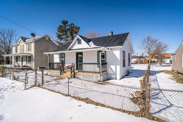 513 N BATH AVE, Waynesboro, VA 22980