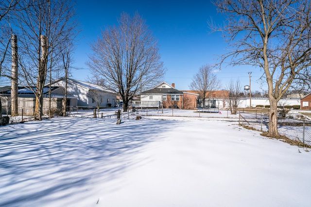 513 N BATH AVE, Waynesboro, VA 22980