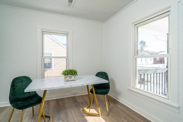 513 N BATH AVE, Waynesboro, VA 22980