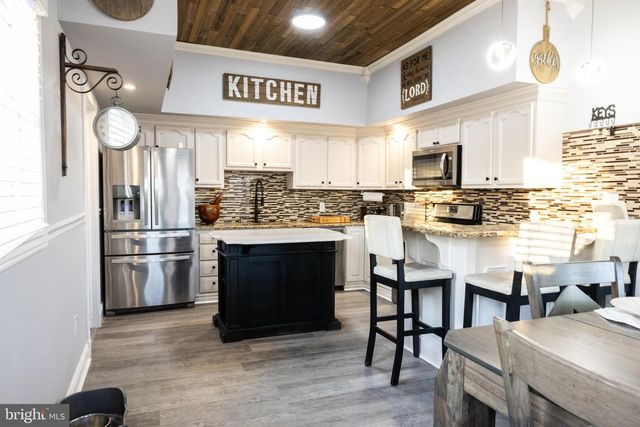 1476 S ORCHARD RD, Vineland, NJ 08360