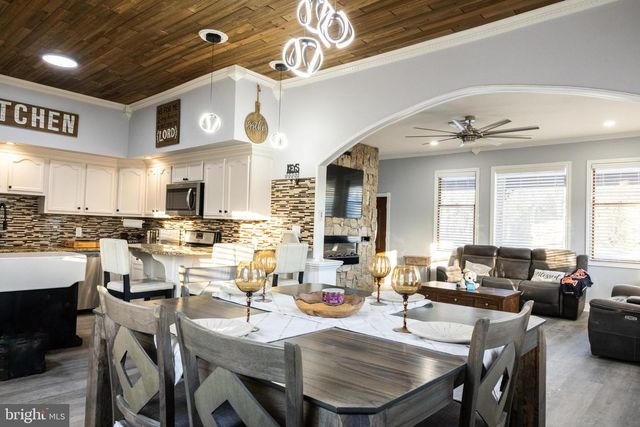 1476 S ORCHARD RD, Vineland, NJ 08360