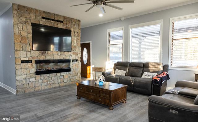 1476 S ORCHARD RD, Vineland, NJ 08360