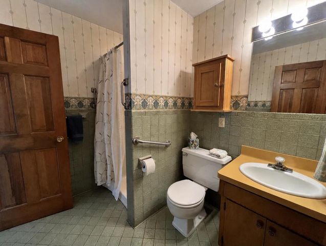 3009 Chatham STREET, Racine, WI 53402