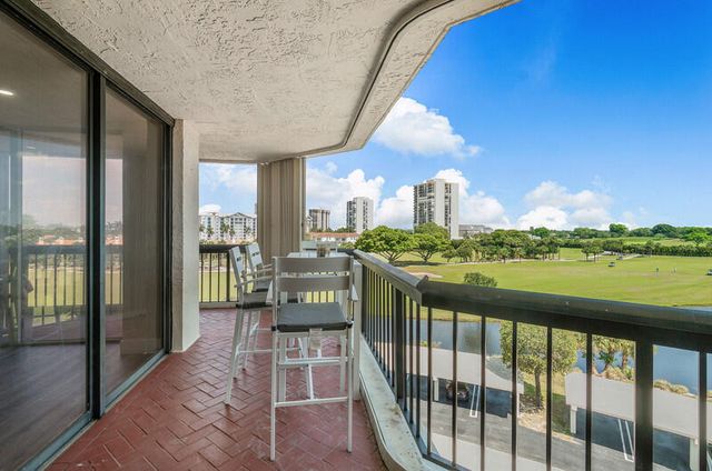 1900 Consulate Place 406, West Palm Beach, FL 33401